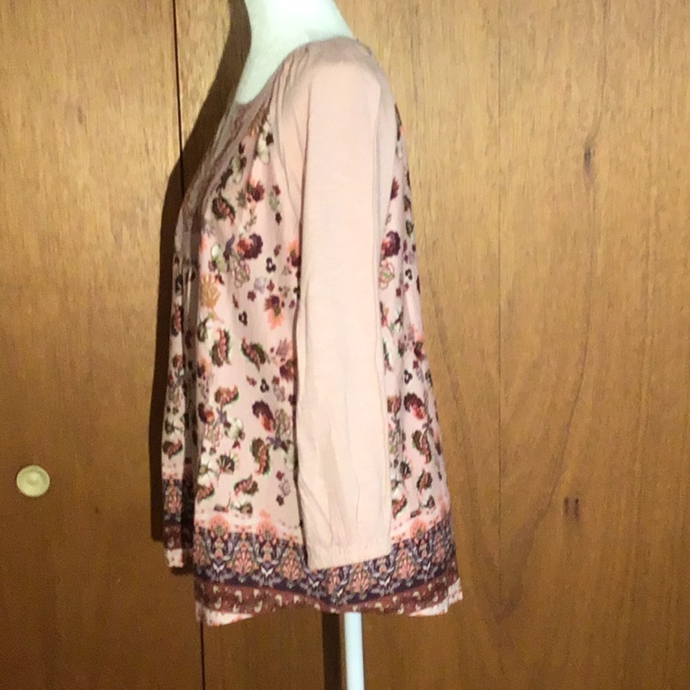 Woman’s Vintage America Top - Picture 4 of 9
